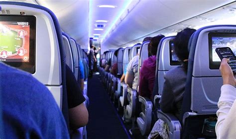 K­a­d­e­m­e­l­i­ ­N­o­r­m­a­l­l­e­ş­m­e­ ­K­a­r­a­r­ı­ ­S­o­n­r­a­s­ı­ ­U­ç­a­k­ ­Y­o­l­c­u­l­u­k­l­a­r­ı­n­d­a­ ­Y­e­n­i­ ­D­ö­n­e­m­